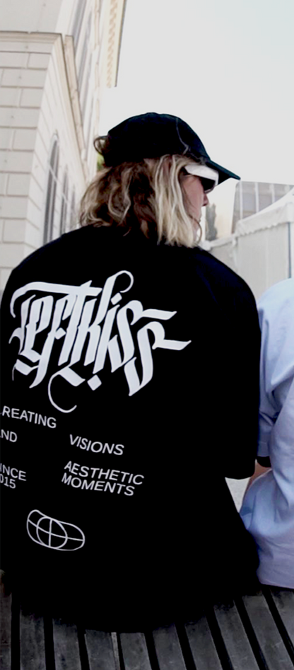 LEFTKISS LOGO & TEXT SHIRT BLACK