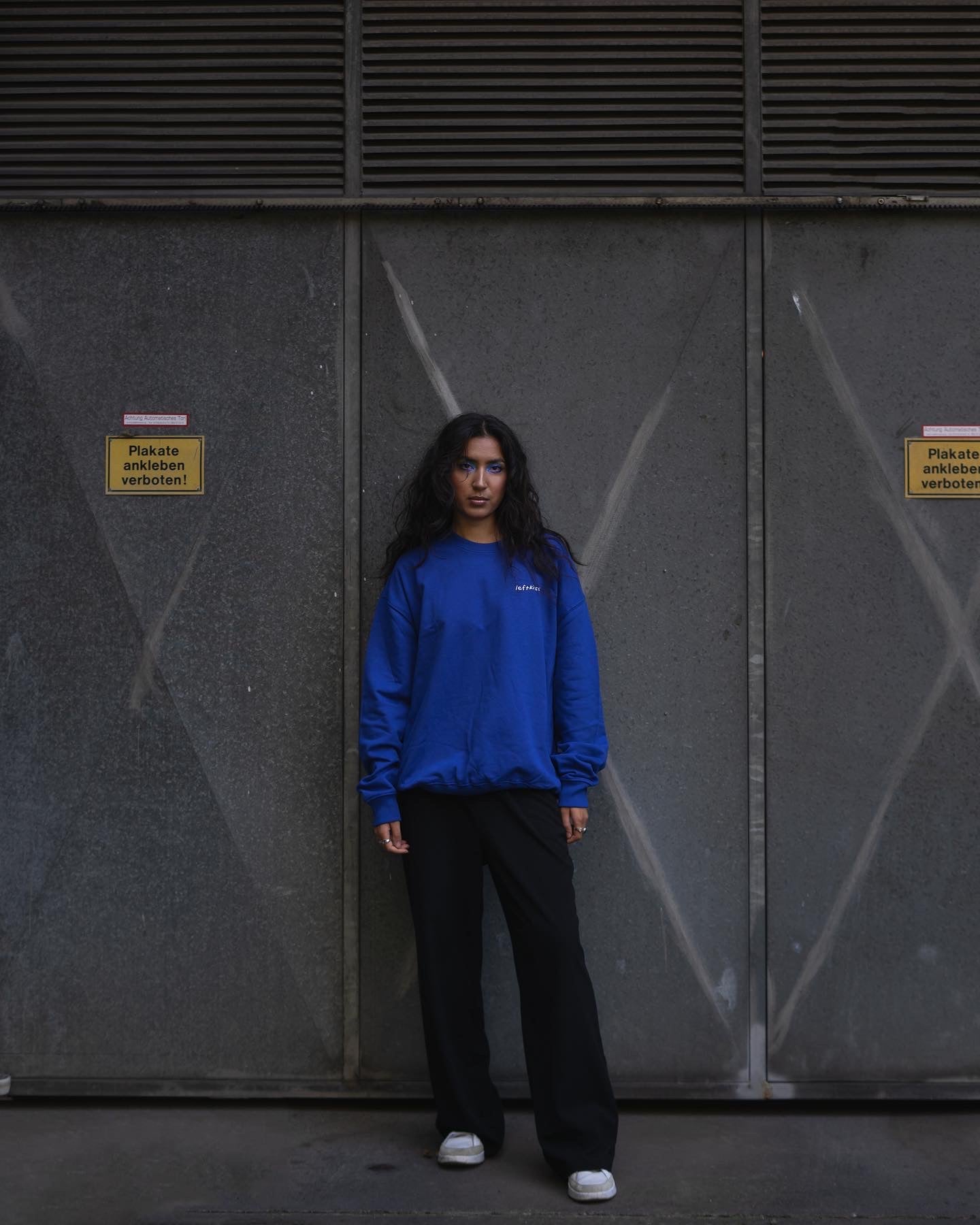 MOVIES SWEATER